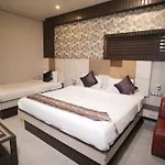 Hotel Rajkamal Near Varanasi Railway Station