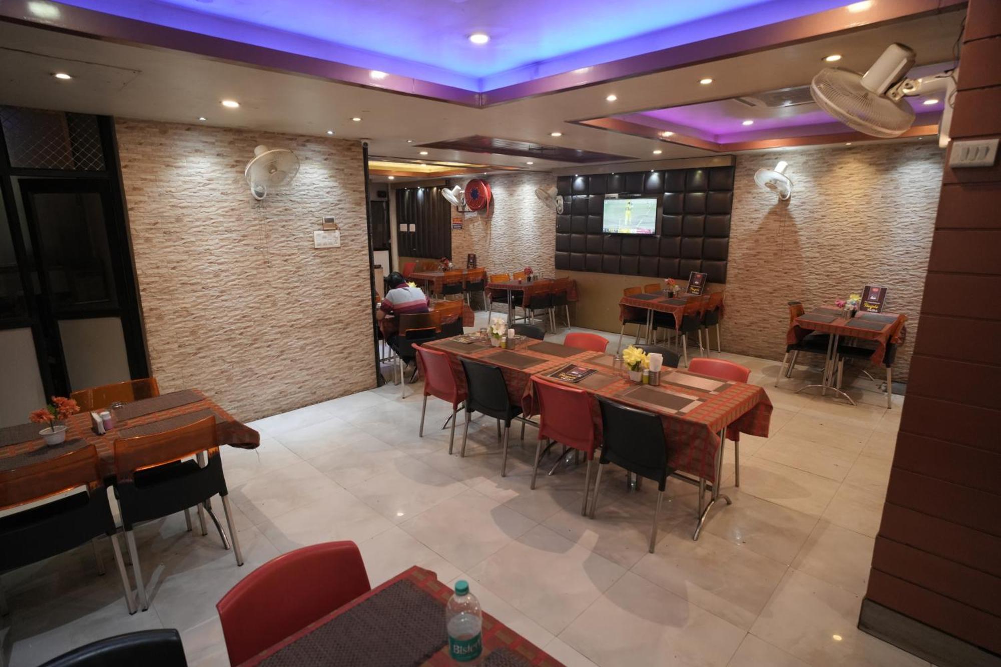 Rajkamal Near Railway Station Hotel